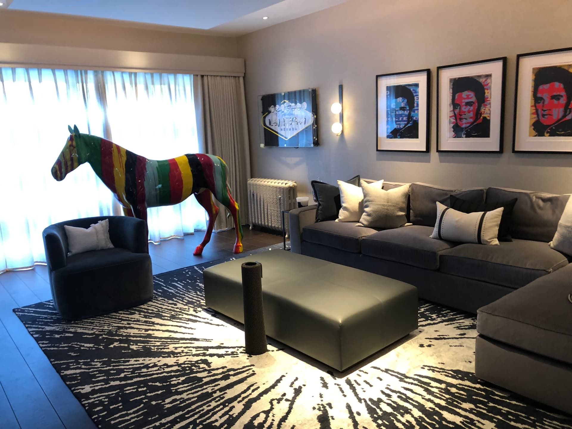 Second living space furnished as part of the same installation